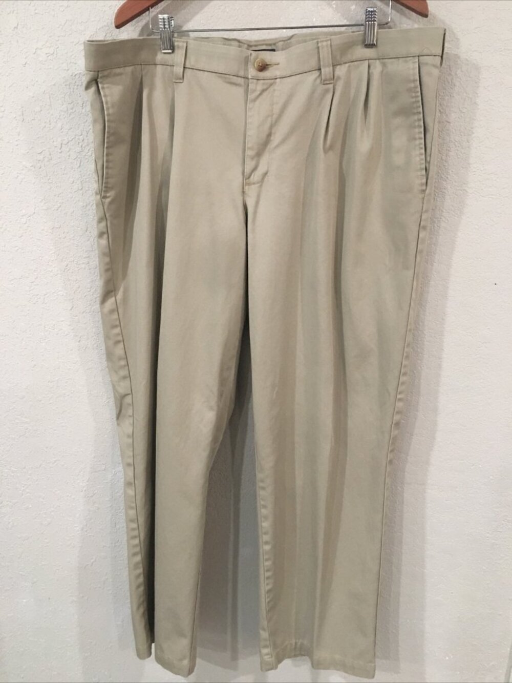Cherokee Men 42x32 Beige Dress Pants Pleated 100% Cotton Nano-Tex Technology